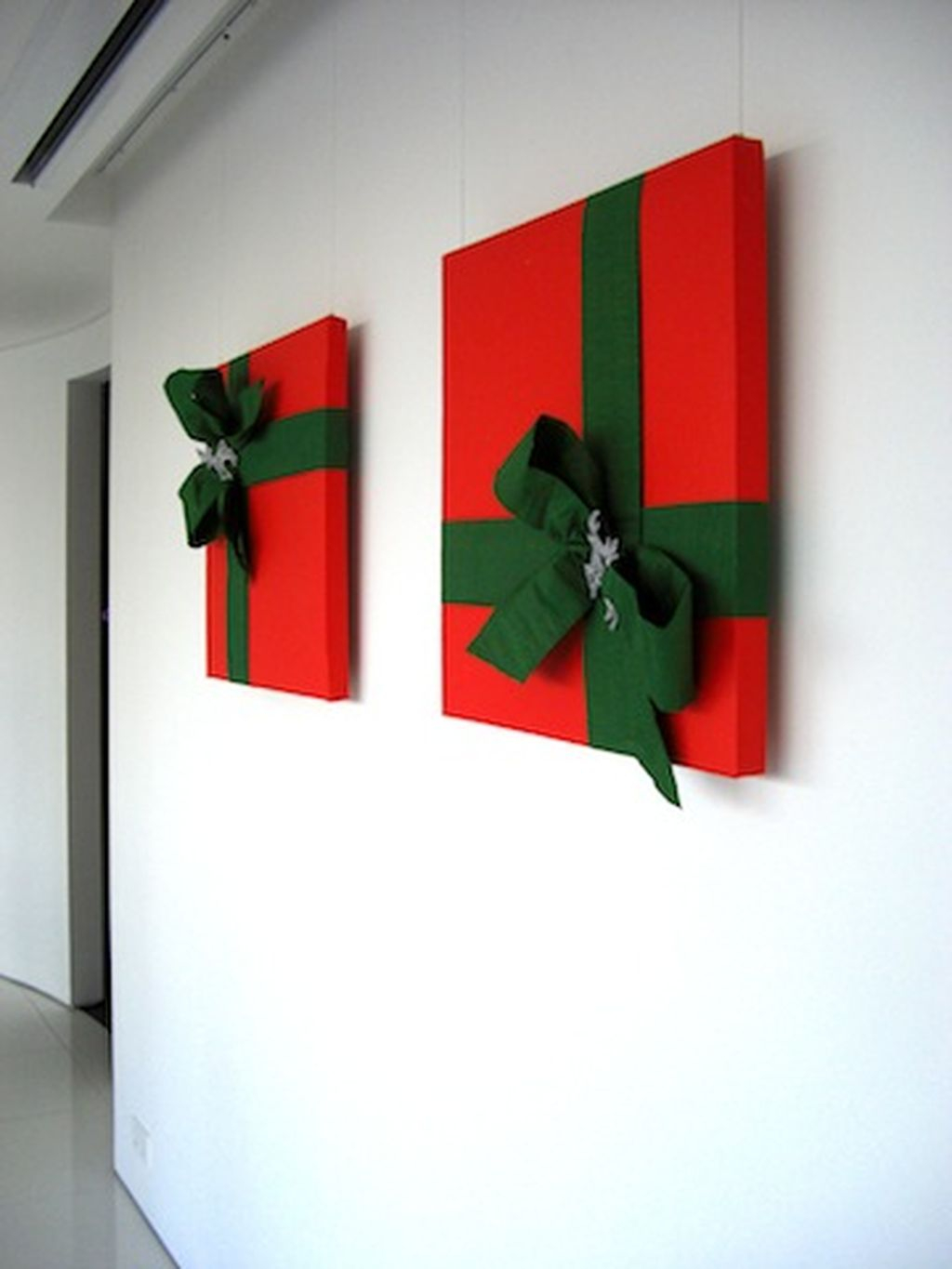 Easy DIY Office Christmas Decoration Ideas 05
