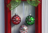 Easy DIY Office Christmas Decoration Ideas 10