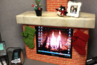 Easy DIY Office Christmas Decoration Ideas 29