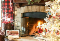 Inspiring Rustic Christmas Fireplace Ideas To Makes Your Home Warmer 06