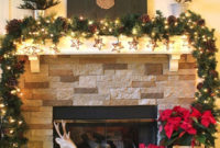 Inspiring Rustic Christmas Fireplace Ideas To Makes Your Home Warmer 40
