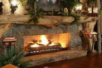 Inspiring Rustic Christmas Fireplace Ideas To Makes Your Home Warmer 80