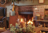Inspiring Rustic Christmas Fireplace Ideas To Makes Your Home Warmer 81
