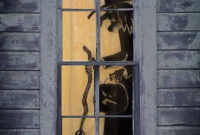 Scary But Creative DIY Halloween Window Decorations Ideas You Should Try 22