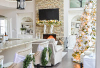 Adorable Rustic Christmas Kitchen Decoration Ideas 22