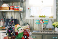 Adorable Rustic Christmas Kitchen Decoration Ideas 34