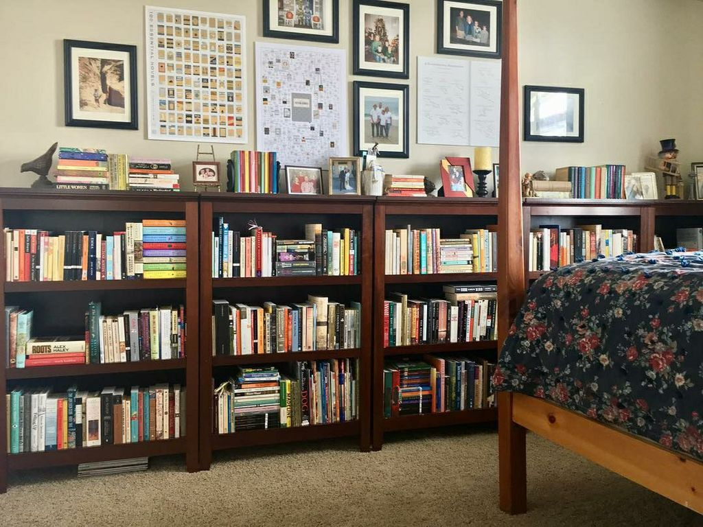 Brilliant Bookshelf Design Ideas For Small Space You Will Love 56