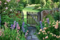 Cozy And Relaxing Country Garden Decoration Ideas You Will Totally Love 32