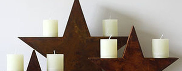 Creative DIY Christmas Candle Holders Ideas To Makes Your Room More Cheerful 26
