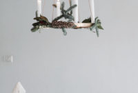 Creative DIY Christmas Candle Holders Ideas To Makes Your Room More Cheerful 75