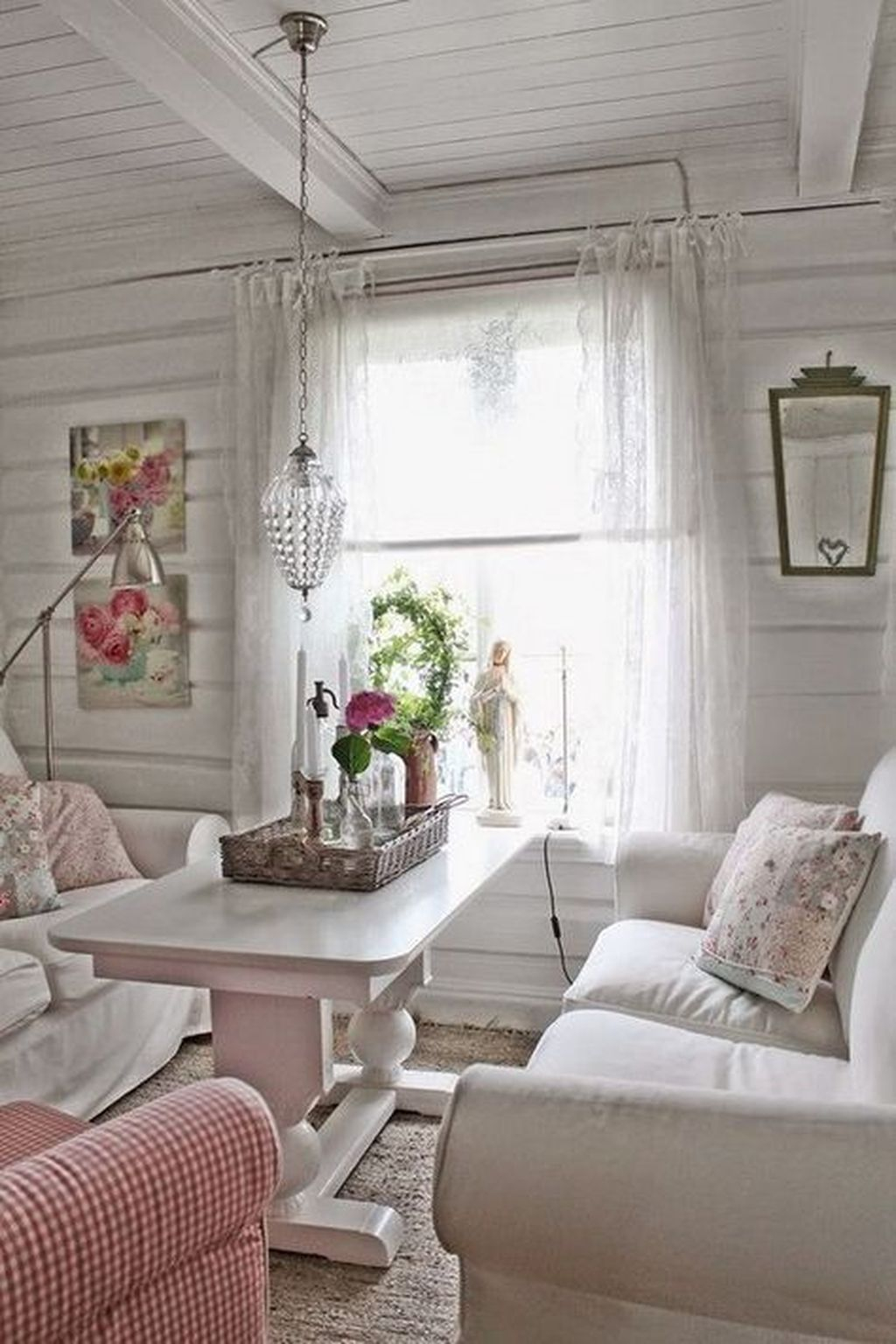 Creative DIY Shabby Chic Decoration Ideas For Your Living Room 47