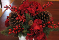 Easy And Simple Christmas Table Centerpieces Ideas For Your Dining Room 09
