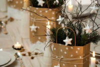 Easy And Simple Christmas Table Centerpieces Ideas For Your Dining Room 27