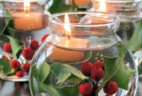 Easy And Simple Christmas Table Centerpieces Ideas For Your Dining Room 44