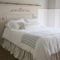 Gorgeous Vintage Master Bedroom Decoration Ideas 27