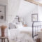 Gorgeous Vintage Master Bedroom Decoration Ideas 34