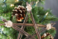 Inspiring Rustic Christmas Tree Decoration Ideas For Cheerful Day 07