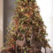 Inspiring Rustic Christmas Tree Decoration Ideas For Cheerful Day 22