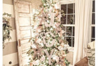 Inspiring Rustic Christmas Tree Decoration Ideas For Cheerful Day 38