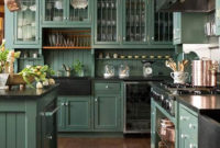 Inspiring Traditional Victorian Kitchen Remodel Ideas 33