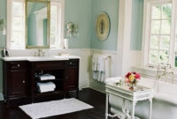 Romantic And Elegant Bathroom Design Ideas With Chandeliers 45