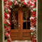 Simple But Beautiful Front Door Christmas Decoration Ideas 05