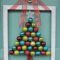 Simple But Beautiful Front Door Christmas Decoration Ideas 34