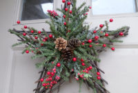 Simple But Beautiful Front Door Christmas Decoration Ideas 35