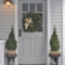Simple But Beautiful Front Door Christmas Decoration Ideas 80