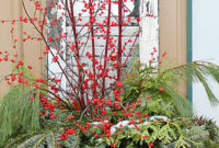 Simple But Beautiful Front Door Christmas Decoration Ideas 86