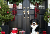 Simple But Beautiful Front Door Christmas Decoration Ideas 98