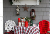 Totally Inspiring Christmas Porch Decoration Ideas 02
