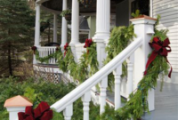 Totally Inspiring Christmas Porch Decoration Ideas 30