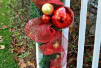 Totally Inspiring Christmas Porch Decoration Ideas 31