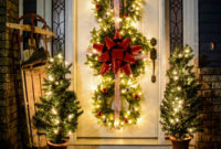 Totally Inspiring Christmas Porch Decoration Ideas 39