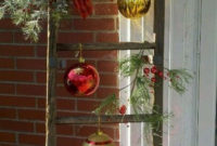 Totally Inspiring Christmas Porch Decoration Ideas 40