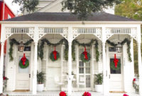 Totally Inspiring Christmas Porch Decoration Ideas 59