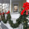 Totally Inspiring Christmas Porch Decoration Ideas 69
