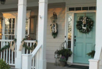 Totally Inspiring Christmas Porch Decoration Ideas 85