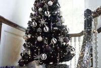 Unique And Unusual Black Christmas Tree Decoration Ideas 13