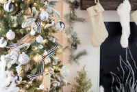 Unique And Unusual Black Christmas Tree Decoration Ideas 25