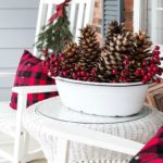 36 Brilliant Ideas How To Use Pinecone For Indoor Christmas Decoration 12