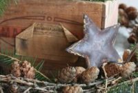 36 Brilliant Ideas How To Use Pinecone For Indoor Christmas Decoration 19