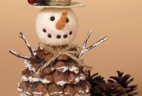36 Brilliant Ideas How To Use Pinecone For Indoor Christmas Decoration 21