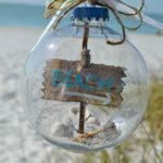 37 Relaxed Beach Themed Christmas Decoration Ideas 36