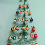 37 Totally Beautiful Vintage Christmas Tree Decoration Ideas 25