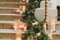 38 Cool And Fun Christmas Stairs Decoration Ideas 16