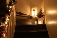 38 Cool And Fun Christmas Stairs Decoration Ideas 26