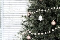 40 Awesome Scandinavian Christmas Decoration Ideas 18