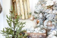 40 Ezciting Silver And White Christmas Tree Decoration Ideas 11